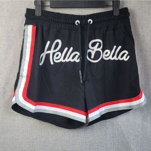 HELLA BELLA Streetwear Shorts